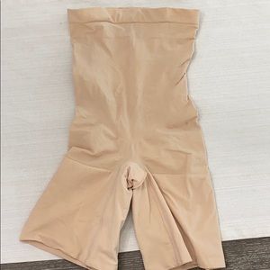 SPANX - Tummy Control High-Waisted Power Short